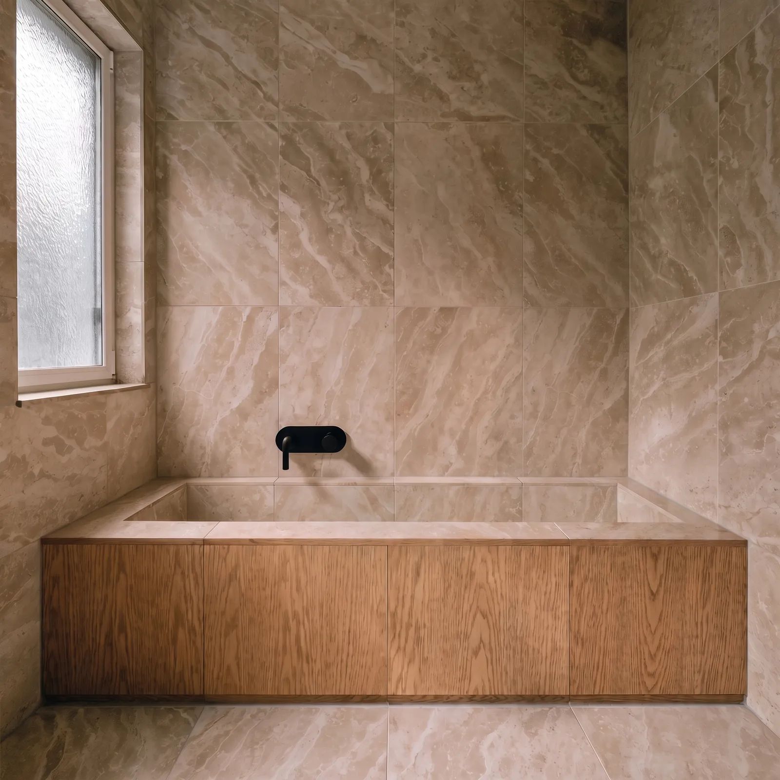 ALSUM vannasistabas — Vannas apdares panelis